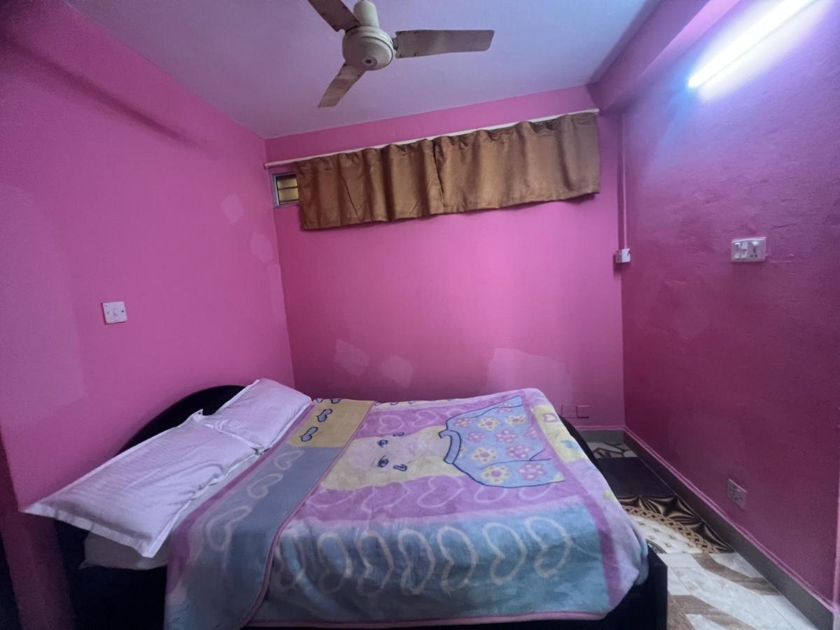 Kings Land Hotel Kathmandu Bagian luar foto