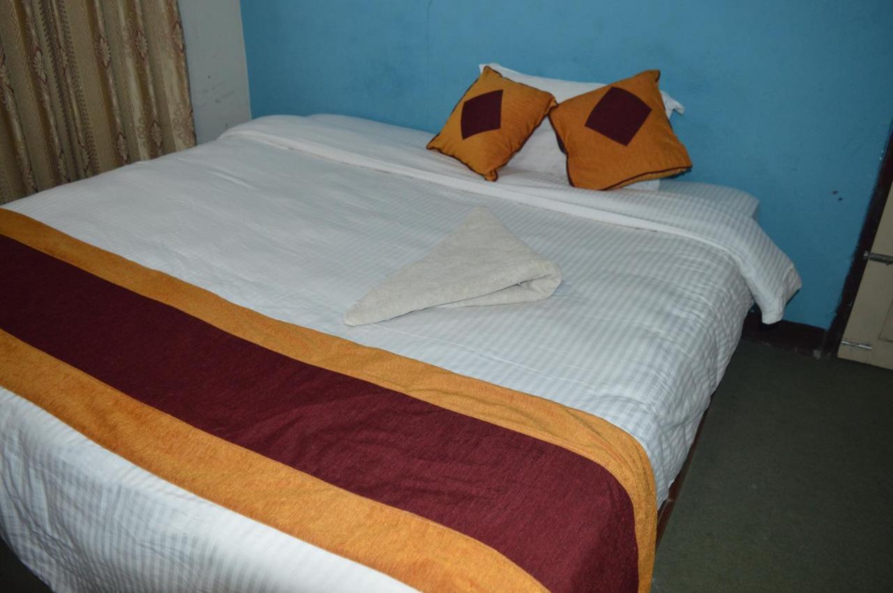 Kings Land Hotel Kathmandu Bagian luar foto